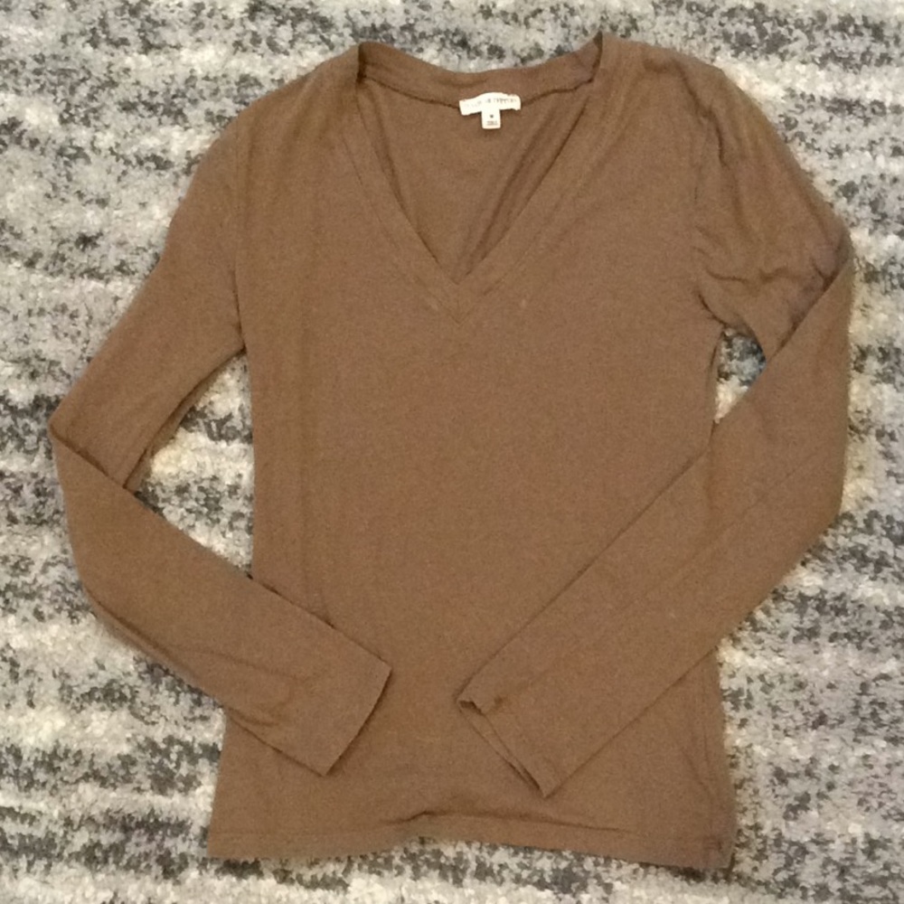Women’s V-Neck Long Sleeved T-Shirt